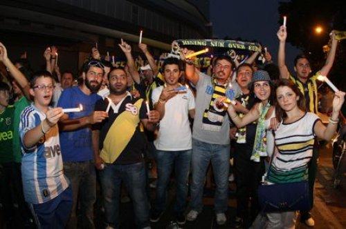 Fenerbahçe taraftarından 3 Temmuz protestosu
