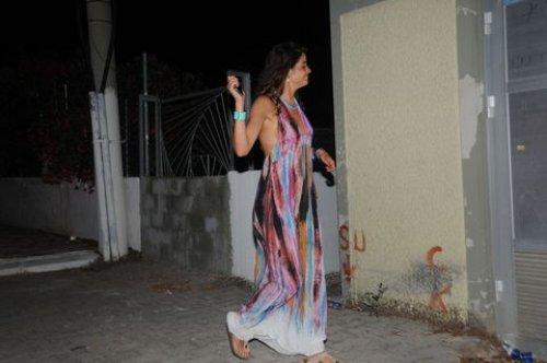 Berrak Tüzünataç ve Çağatay Ulusoy'un Çeşme kaçamağı