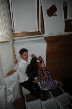 Berrak Tüzünataç ve Çağatay Ulusoy'un Çeşme kaçamağı