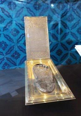 Kutsal Emanetler Odası'nın sırları