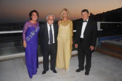 Levent Kırca ile Oya Başar'ın oğlu Umut Kırca evlendi