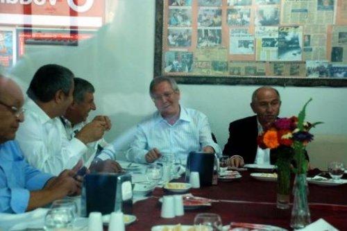 Aziz Yıldırım, Mehmet Ağar'ı cezaevinde ziyaret etti