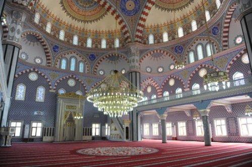 Güzeltepe Birlik Camii dualarla açıldı