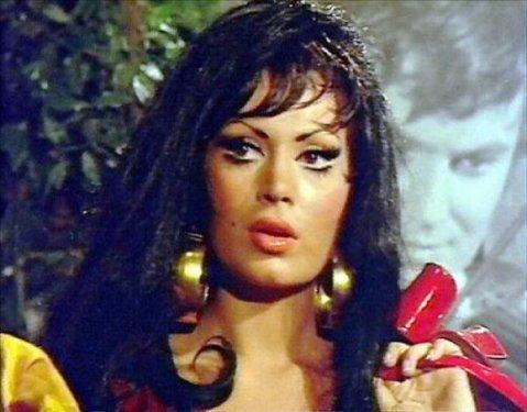 Ünlüler pişman oldular