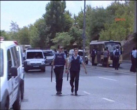 İstanbul'da silahlı çatışma