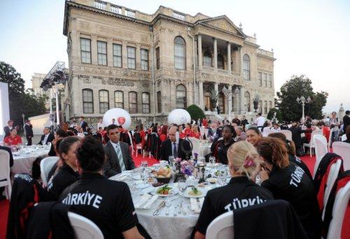 2020 İstanbul Olimpiyat logosunu Erdoğan tanıttı