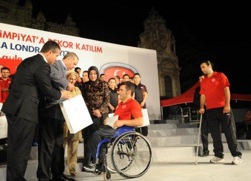 2020 İstanbul Olimpiyat logosunu Erdoğan tanıttı