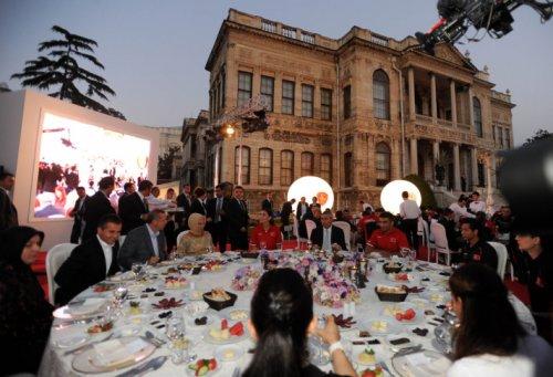 2020 İstanbul Olimpiyat logosunu Erdoğan tanıttı