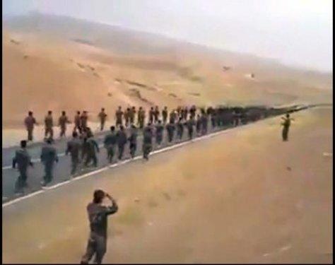 K.Irak'ta eğitilen askerlerin Suriye'ye geçişi