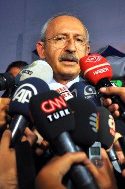 Kılıçdaroğlu yeni CHP ile iftar sırasında