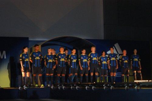 Kralspor Fenerbahçe'nin forma tanıtımında