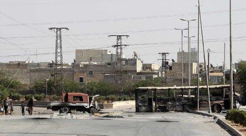 Esed Halep'i bombalıyor