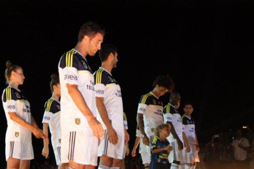 Kralspor Fenerbahçe'nin forma tanıtımında
