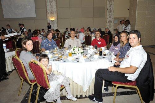 Necdet Özel'den Gaziler'e iftar