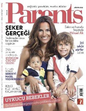 Yüksel Ak ve çocukları