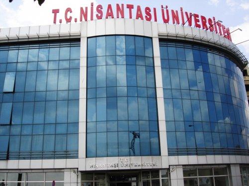 İstanbul'da yer alan E-5 üniversiteleri