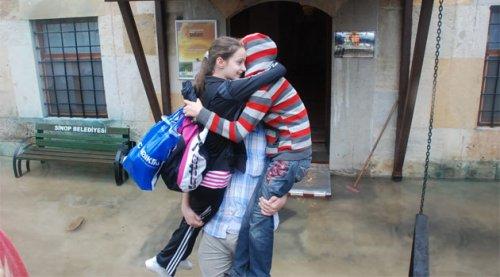 Sinop'ta hortum ve yağmur hayatı felç etti