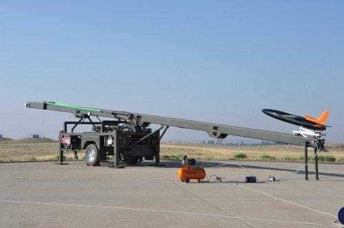 TÜRK İHA'sı ilk kez havalandı