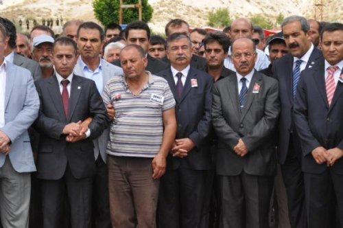 Şehit Uzman Çavuş Kuzucular son yolculuğuna uğurlandı