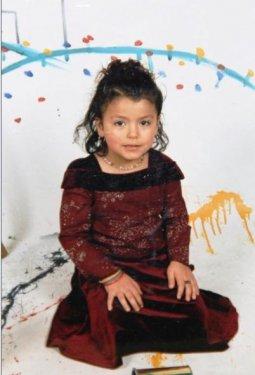 Almanya'da öldürülen 3 kardeş toprağa verildi