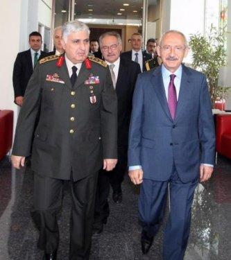 Org. Özel Kılıçdaroğlu'nu ziyaret etti