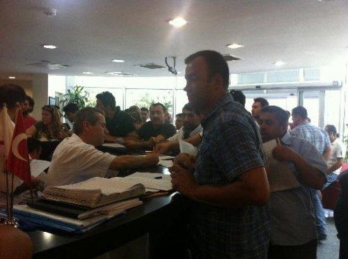 İzmirliler yaralı askerler için seferber oldu 