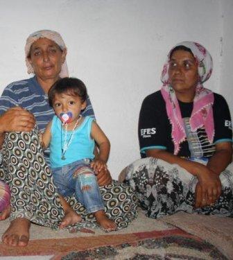 Şehit Özkan Ateşli'nin ailesi fenalaştı