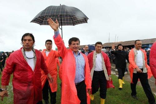 Emine Erdoğan gözyaşlarına boğuldu