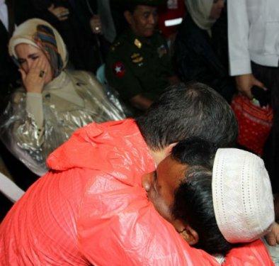 Emine Erdoğan gözyaşlarına boğuldu