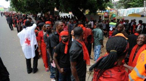 On binlerce Ganalı hüngür hüngür ağladı