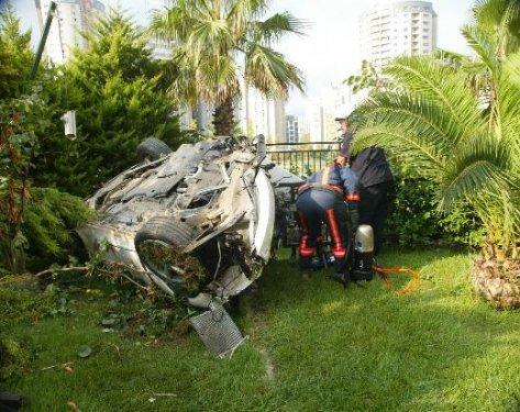 Porsche'la korkunç kaza