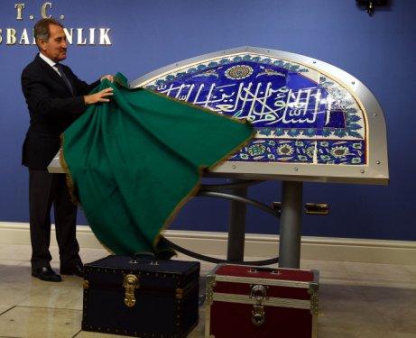 Günay sır gibi saklanan eseri açıkladı