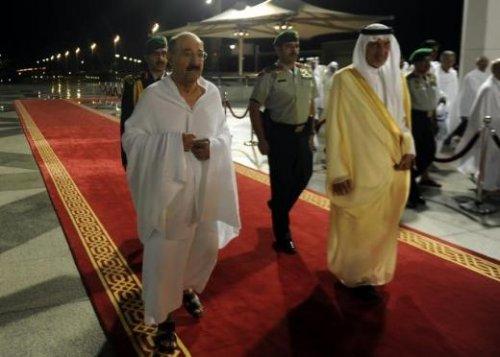 Gül ve Davutoğlu Mekke'de