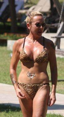 Billur Kalkavan genç kızlara taş çıkarttı