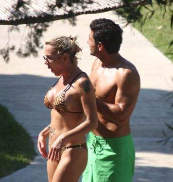 Billur Kalkavan genç kızlara taş çıkarttı