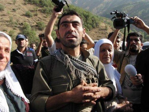 PKK BDP'lilerin yolunu kesti