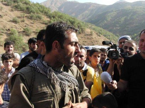 PKK BDP'lilerin yolunu kesti