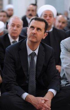 Esad Şam'da bayram namazı kıldı