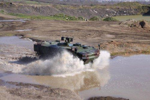 8x8'lik savaşçı Arma