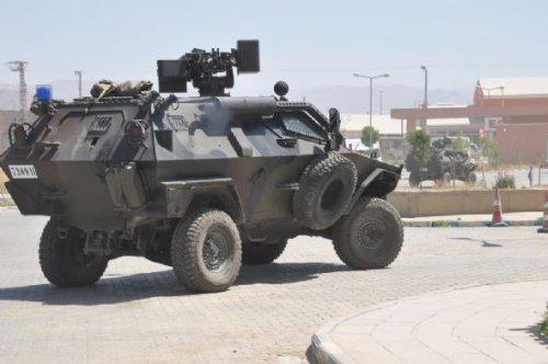Hakkari'de mayınlı saldırı