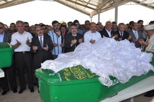 Sena Büyükkonuk son yolculuğuna uğurlandı