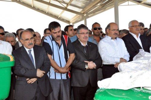 Sena Büyükkonuk son yolculuğuna uğurlandı