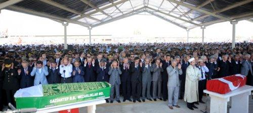 Devletin zirvesi Gaziantep'teki cenaze töreninde