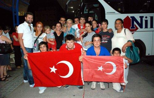 Davulla zurnayla askere gidiyorlar