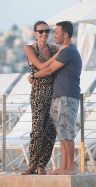 Musti ve Emina'nın iskele romantizmi