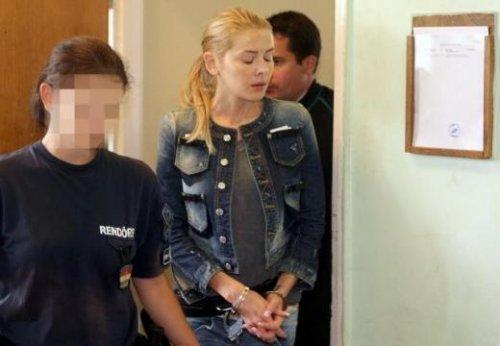 Sosyetik güzel 3 can aldı