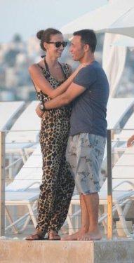 Musti ve Emina'nın iskele romantizmi