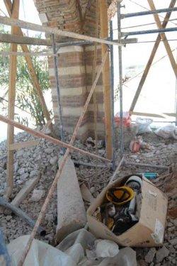 Malkoçoğlu'nun türbesi harabeye döndü