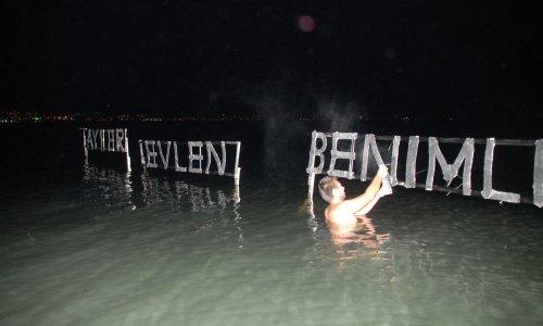 Çılgın aşık boğazı yaktı