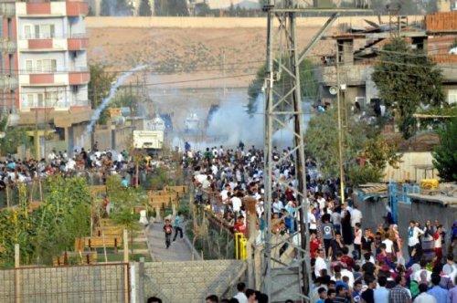 Cizre'de ortalık savaş alanına döndü